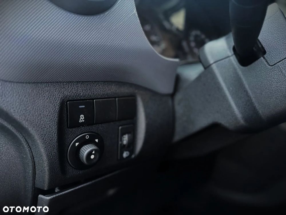 Citroën Berlingo 1.6 HDi Attraction - 17