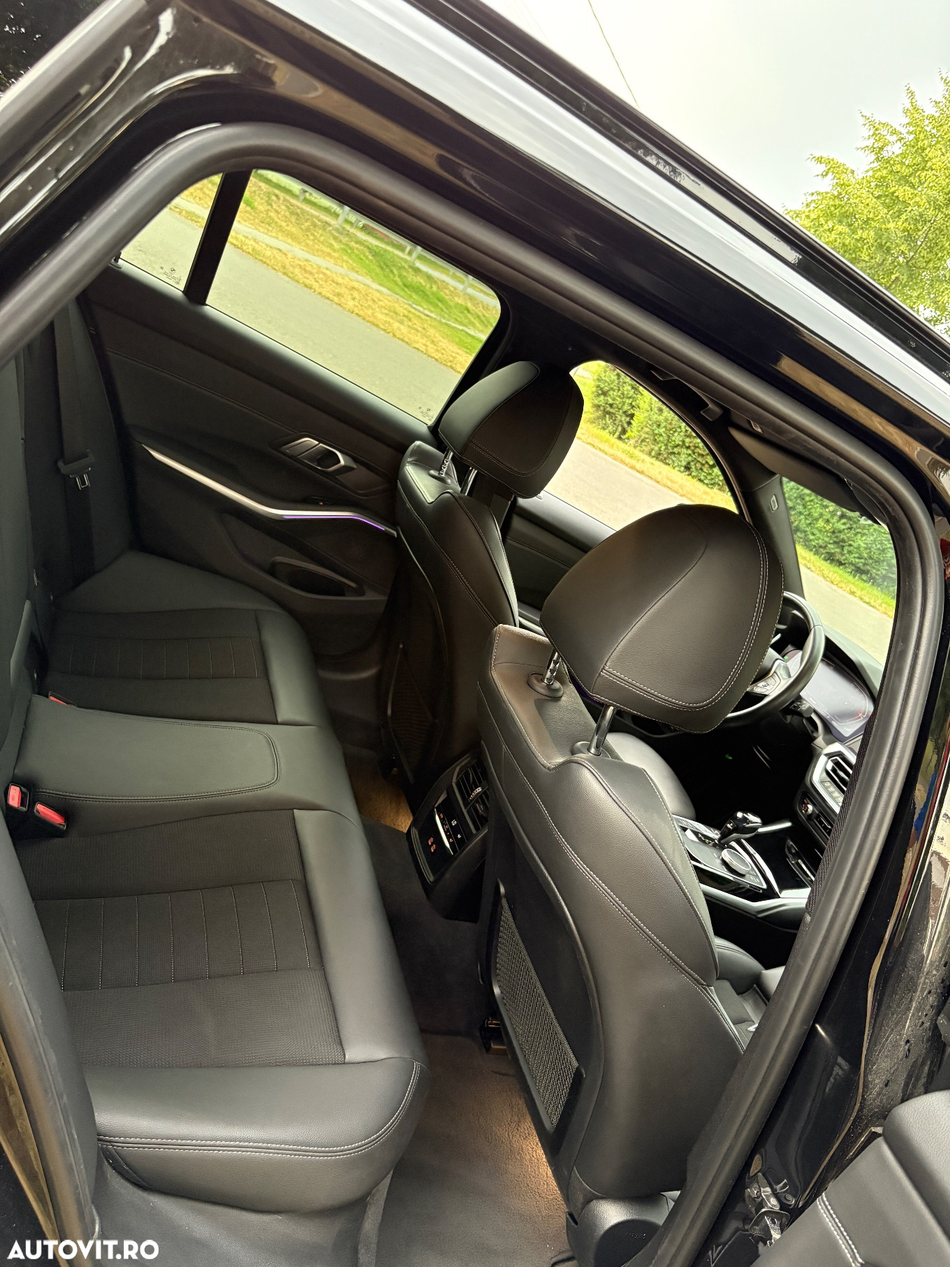 BMW Seria 3 320d Touring Aut. Sport Line - 7