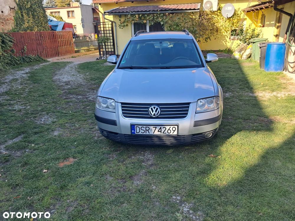 Volkswagen Passat - 2