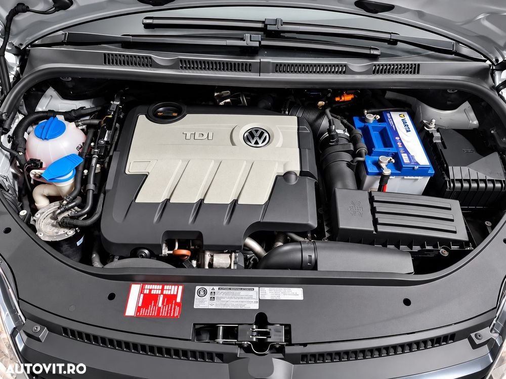 Volkswagen Golf Plus 2.0 TDI DPF Trendline - 11