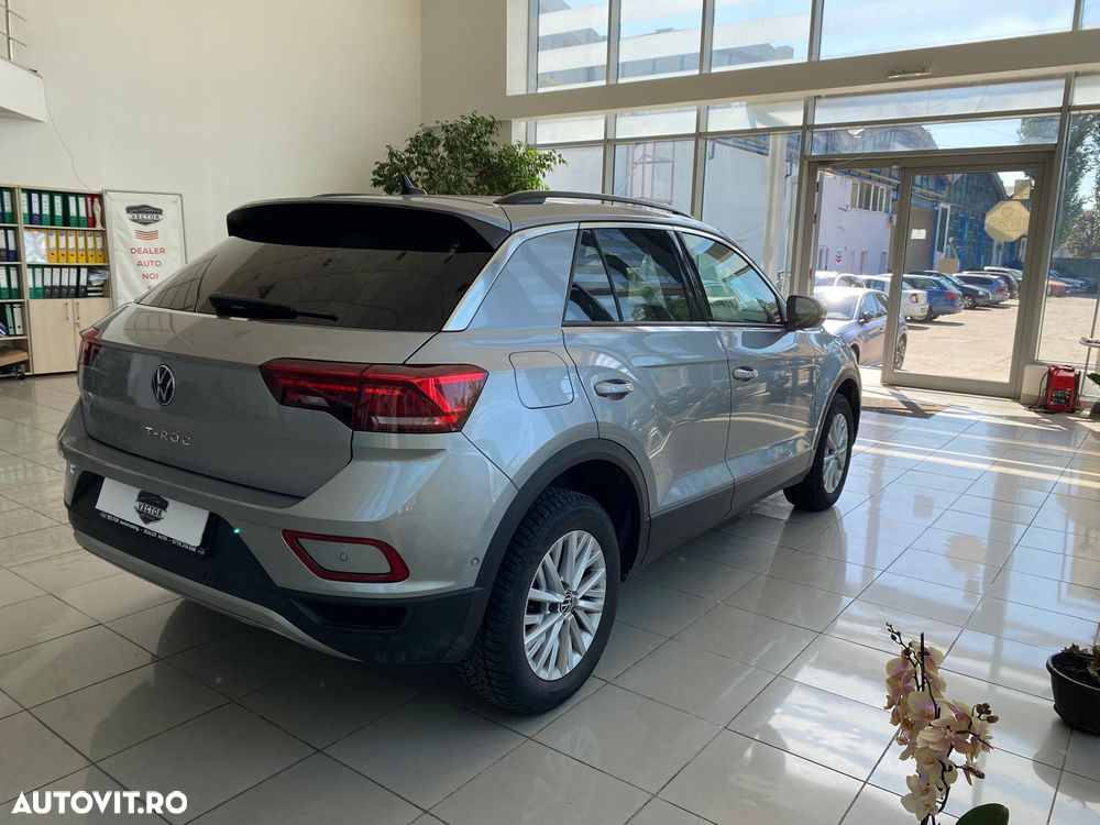 Volkswagen T-Roc 1.5 TSI DSG Life - 7