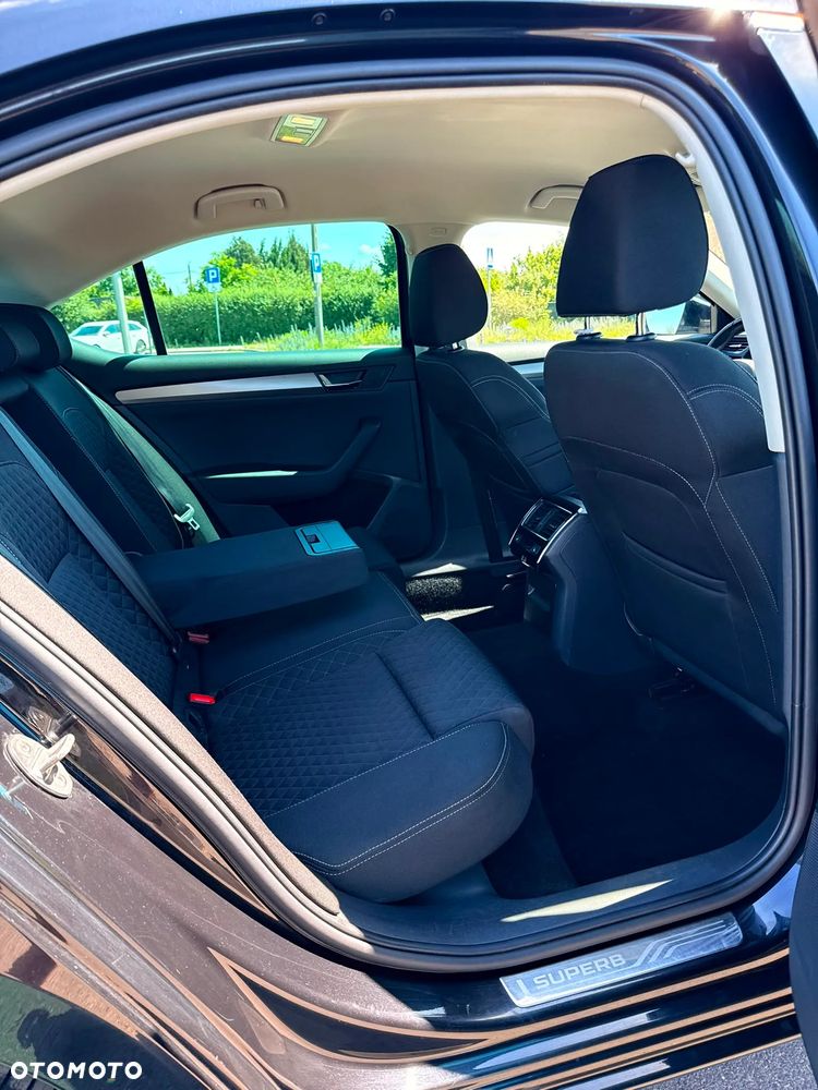 Skoda Superb 2.0 TDI Ambition - 16