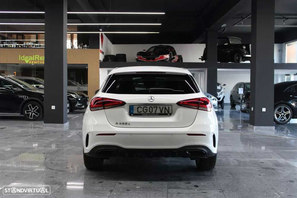 Mercedes-Benz A 250 e AMG Line - 6