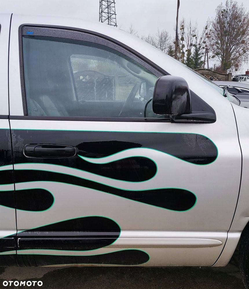 DODAGE RAM III 04r DRZWI PRAWY PRZÓD PRZEDNIE - 1