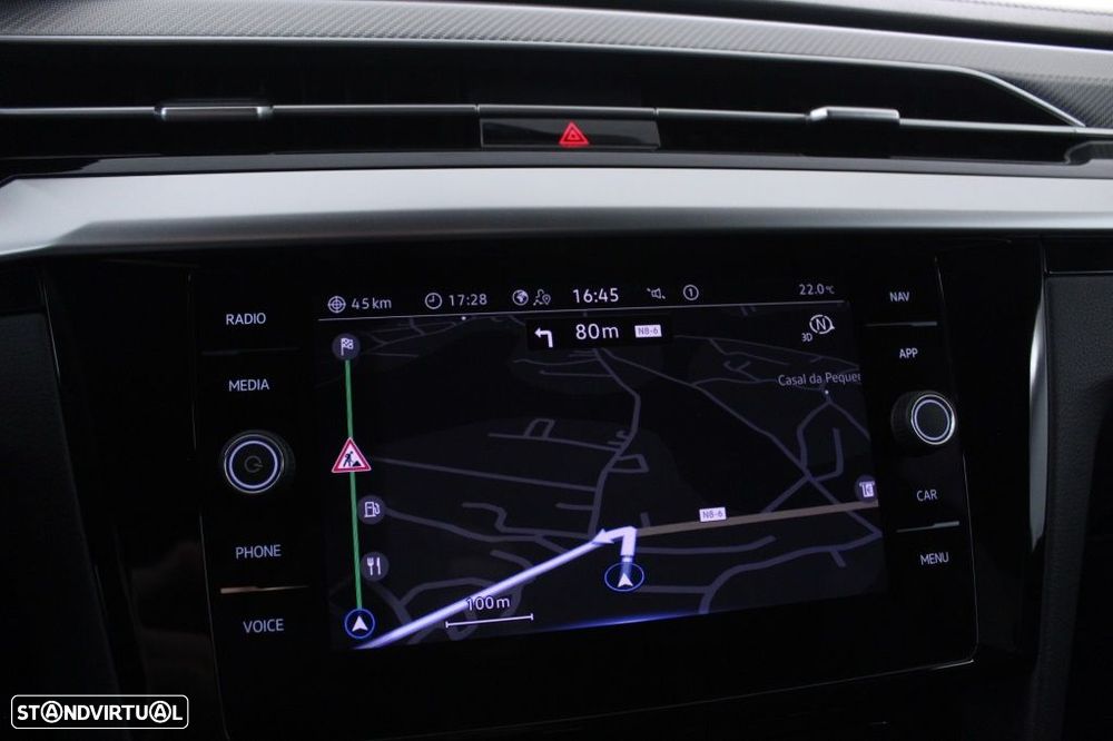 VW Arteon 2.0 TDI R-Line DSG - 27