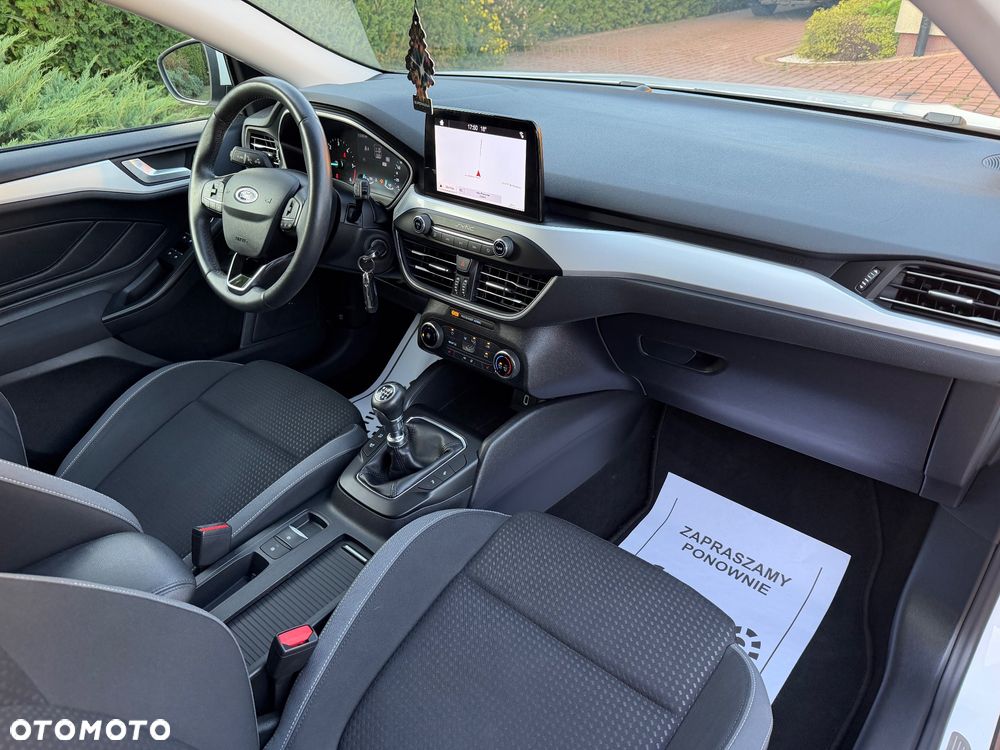 Ford Focus 1.5 EcoBlue Start-Stopp-System COOL&CONNECT DESIGN - 17
