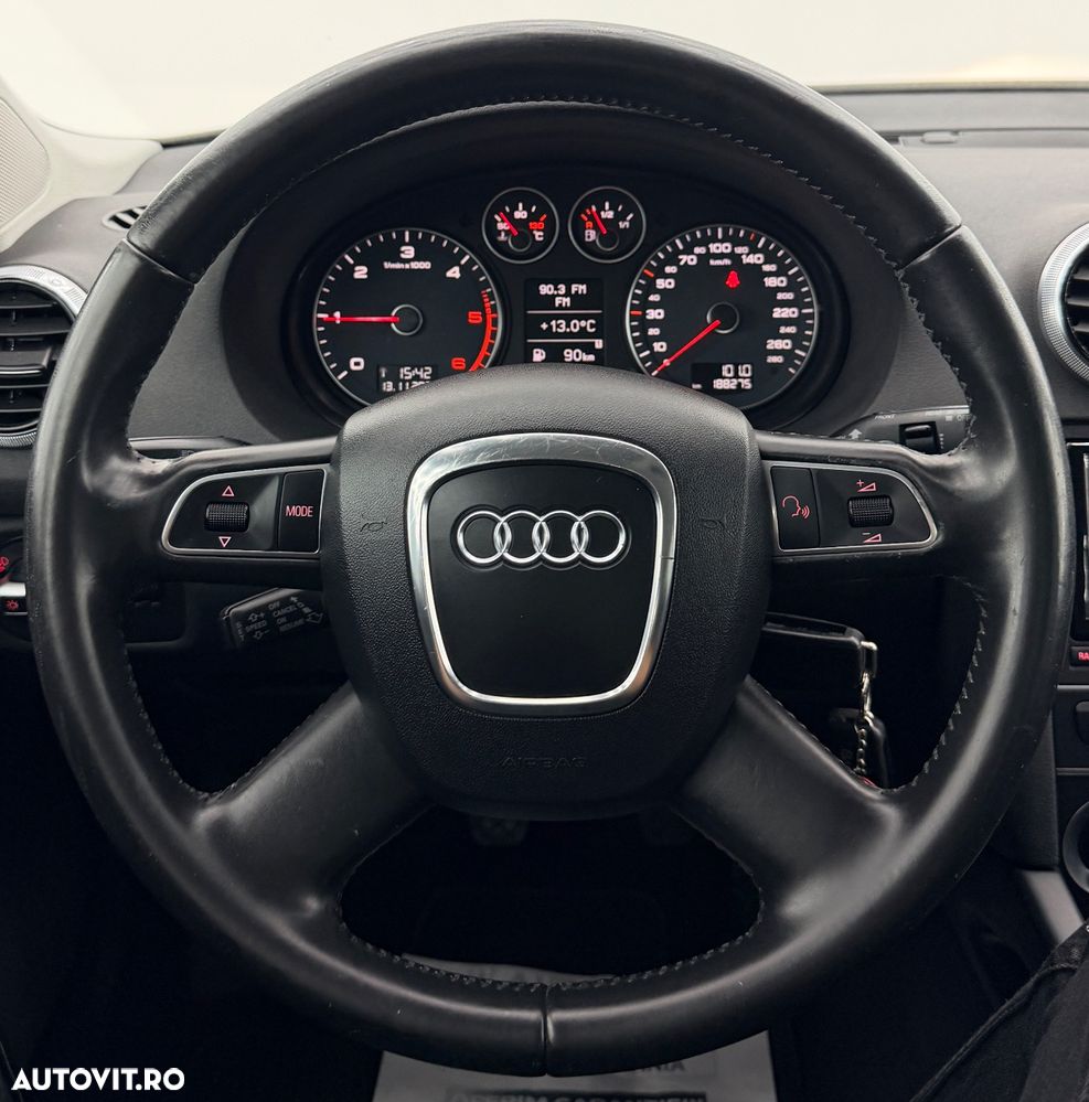 Audi A3 1.6 TDI Attraction - 29