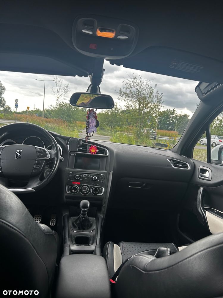 Citroën DS4 1.6 THP SportChic - 10