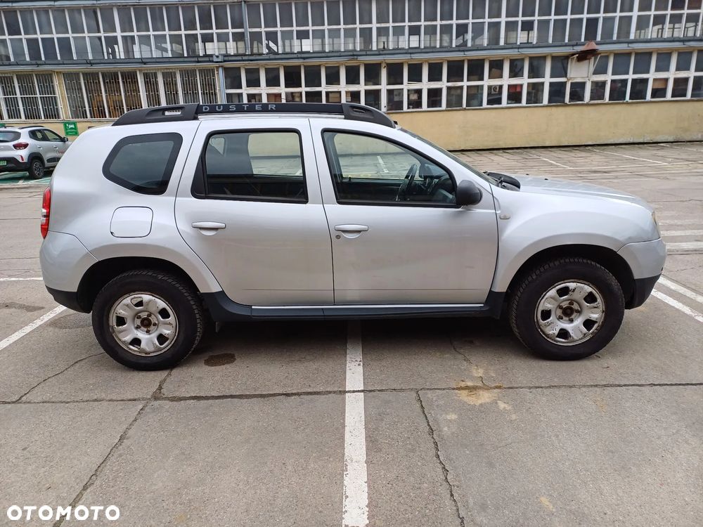 Dacia Duster 1.6 SCe Laureate 4x4 S&S - 6