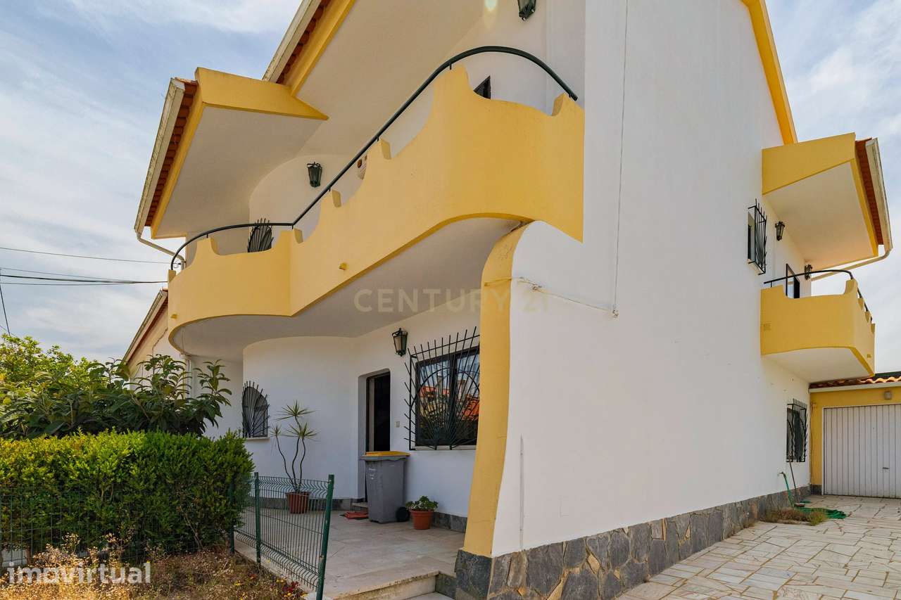 Moradia T3 em Foros de Amora | Seixal - Grande imagem: 2/24