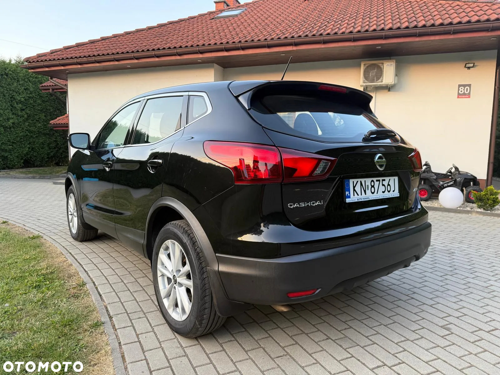Nissan Qashqai - 10