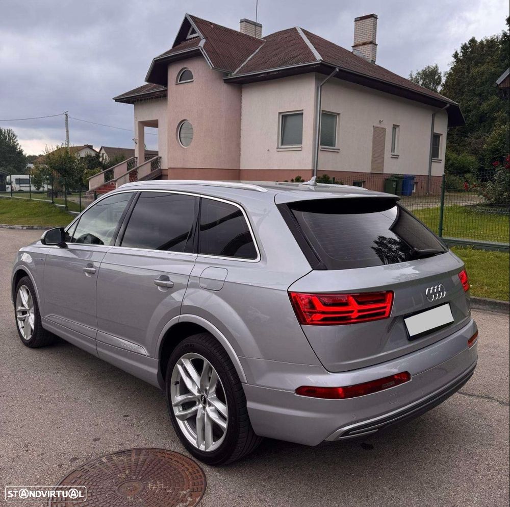 Audi Q7 3.0 TDI E-tron quattro S-line Tiptronic - 6