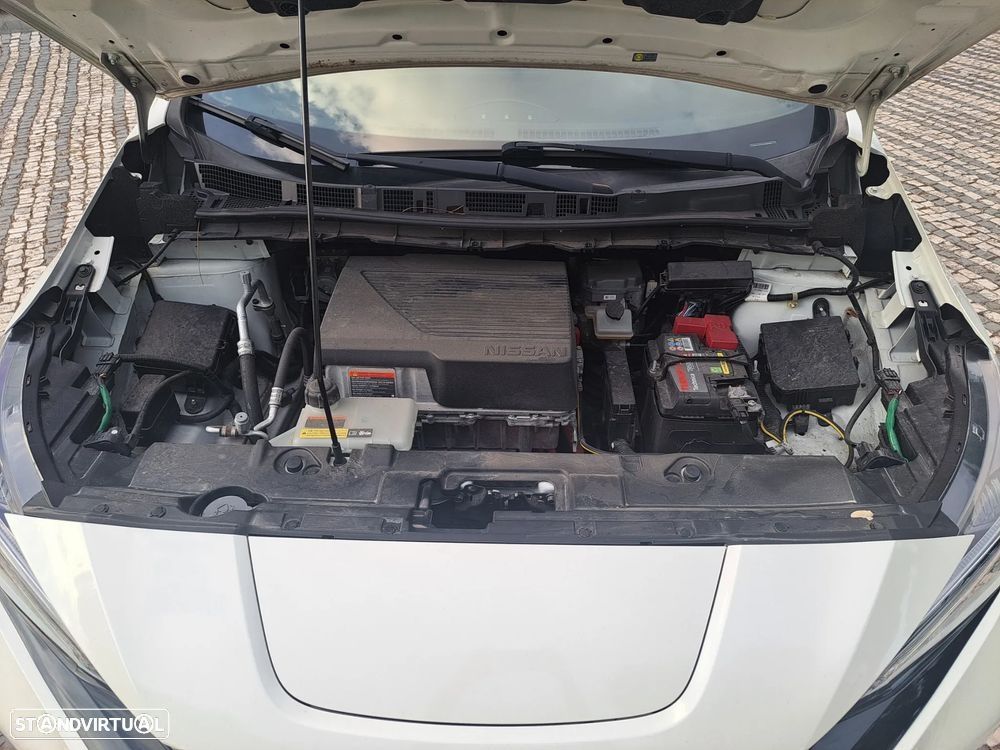 Nissan Leaf 40 kWh 2.ZERO Edition - 28