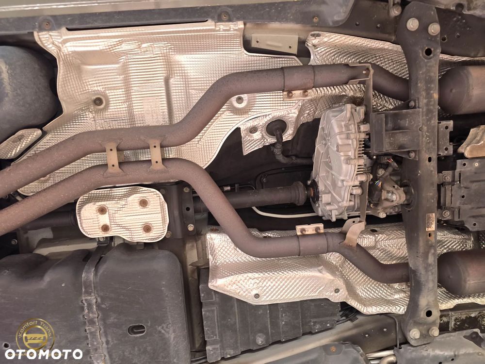 Porsche Cayenne Turbo S - 23