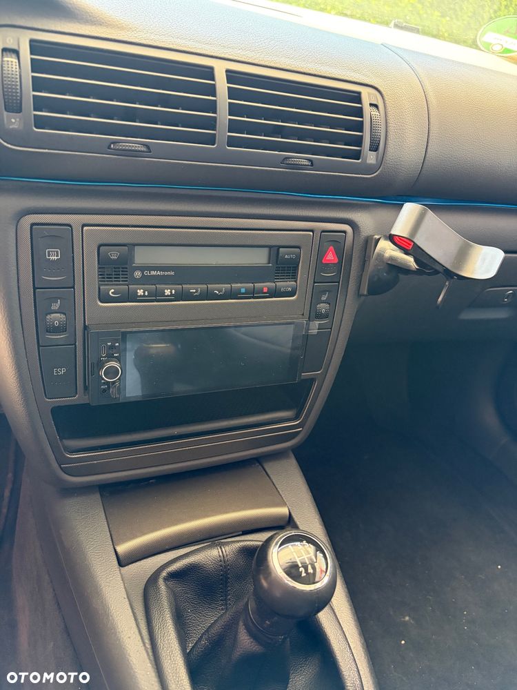 Volkswagen Passat 2.0 Comfortline - 9