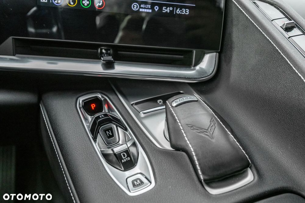 Chevrolet Corvette Stingray 2LT 6.2 V8 Automatik - 25