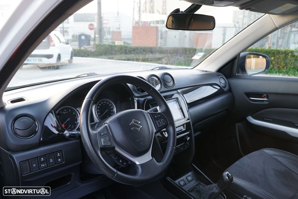 Suzuki Vitara 1.6 VVT GLX - 14