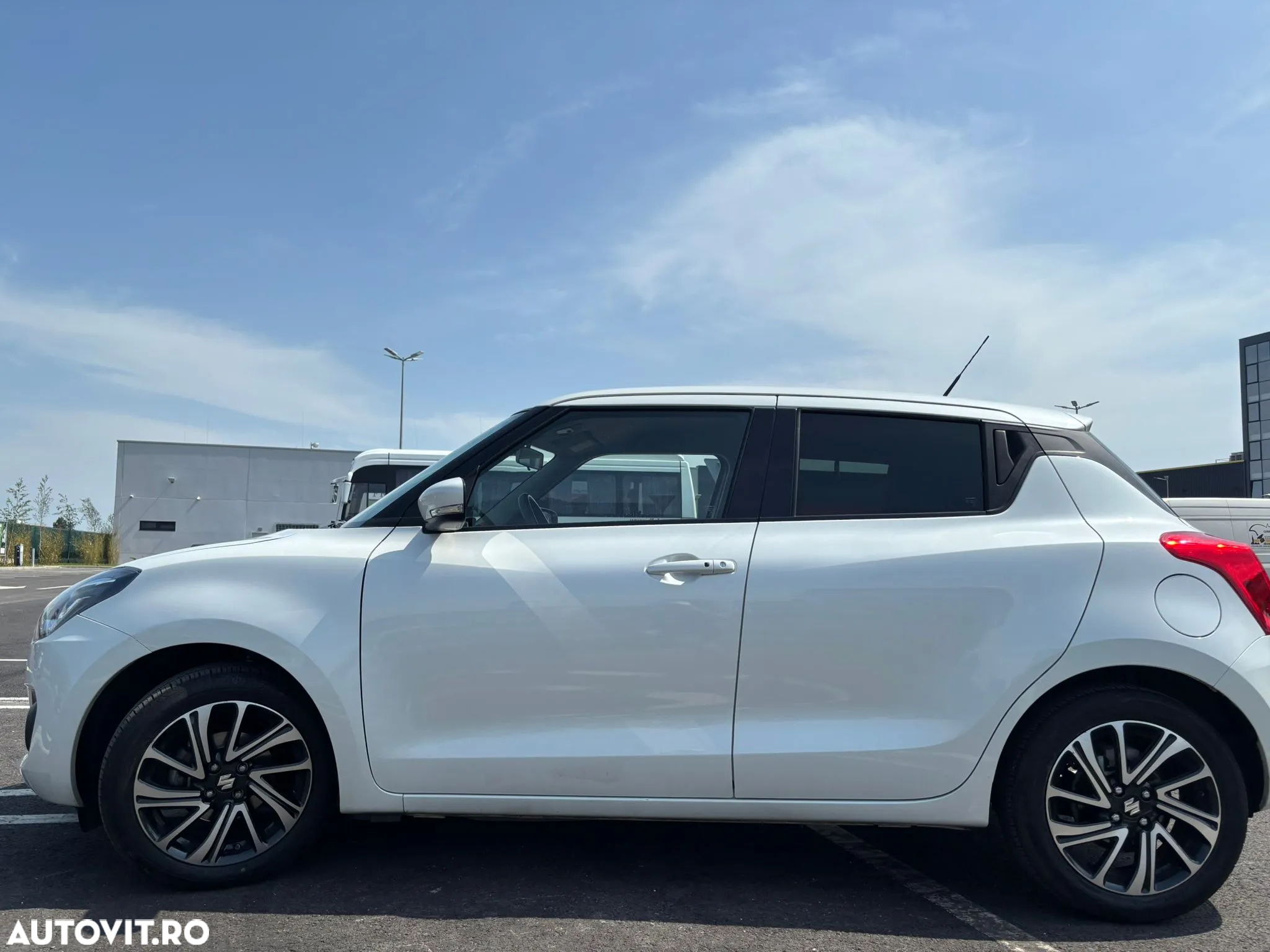 Suzuki Swift M-Hybrid 1.2 Spirit - 13