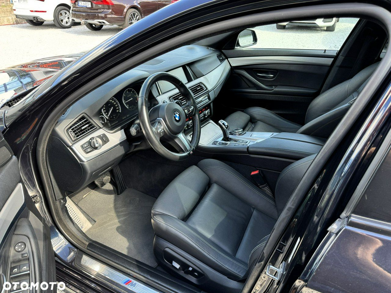 BMW Seria 5 525d xDrive - 8