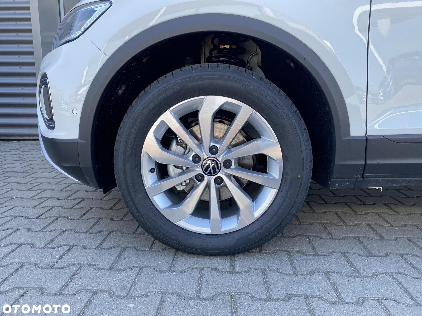 Volkswagen T-Roc - 17