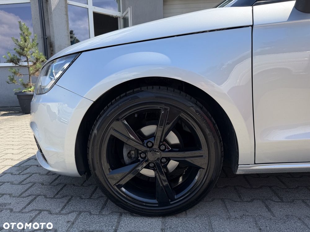 Audi A1 3-drzwiowe 1.2 TFSI S line edition m S line Sportpaket - 22