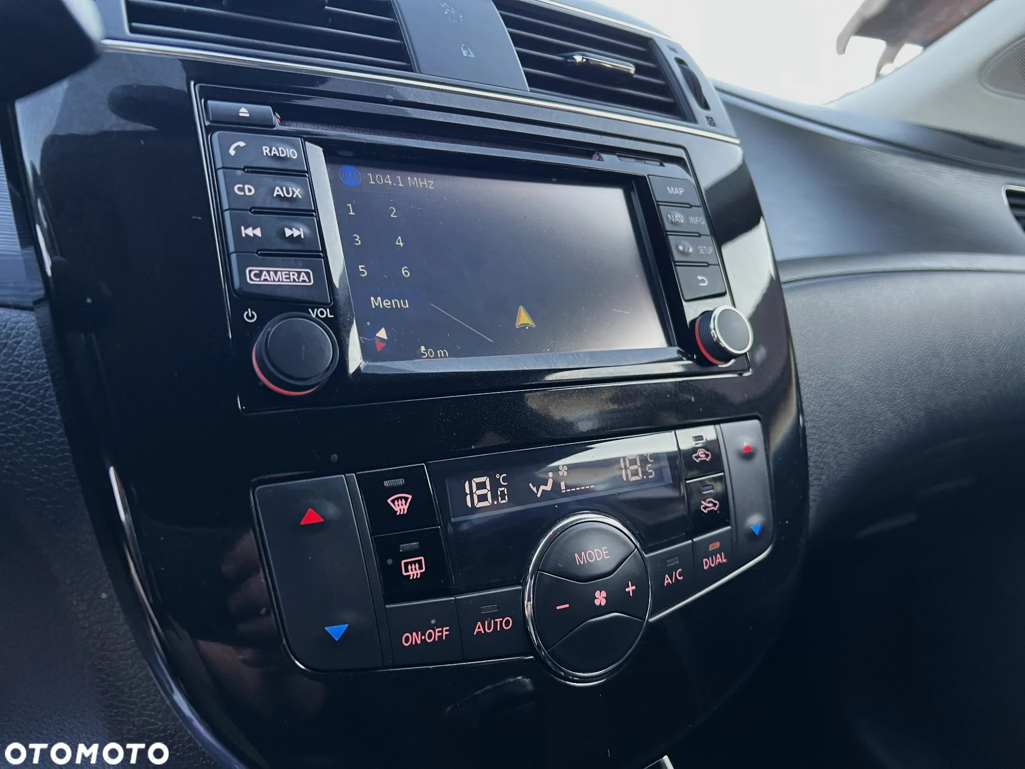 Nissan Pulsar 1.2 DIG-T Xtronic Tekna - 29