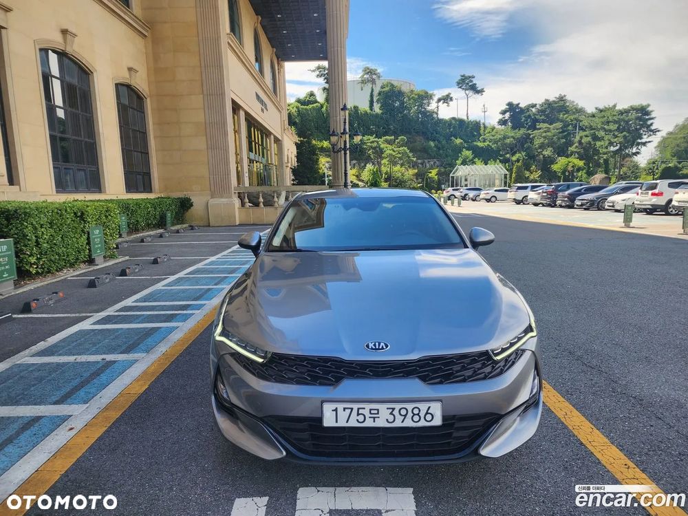 Kia K5 - 4