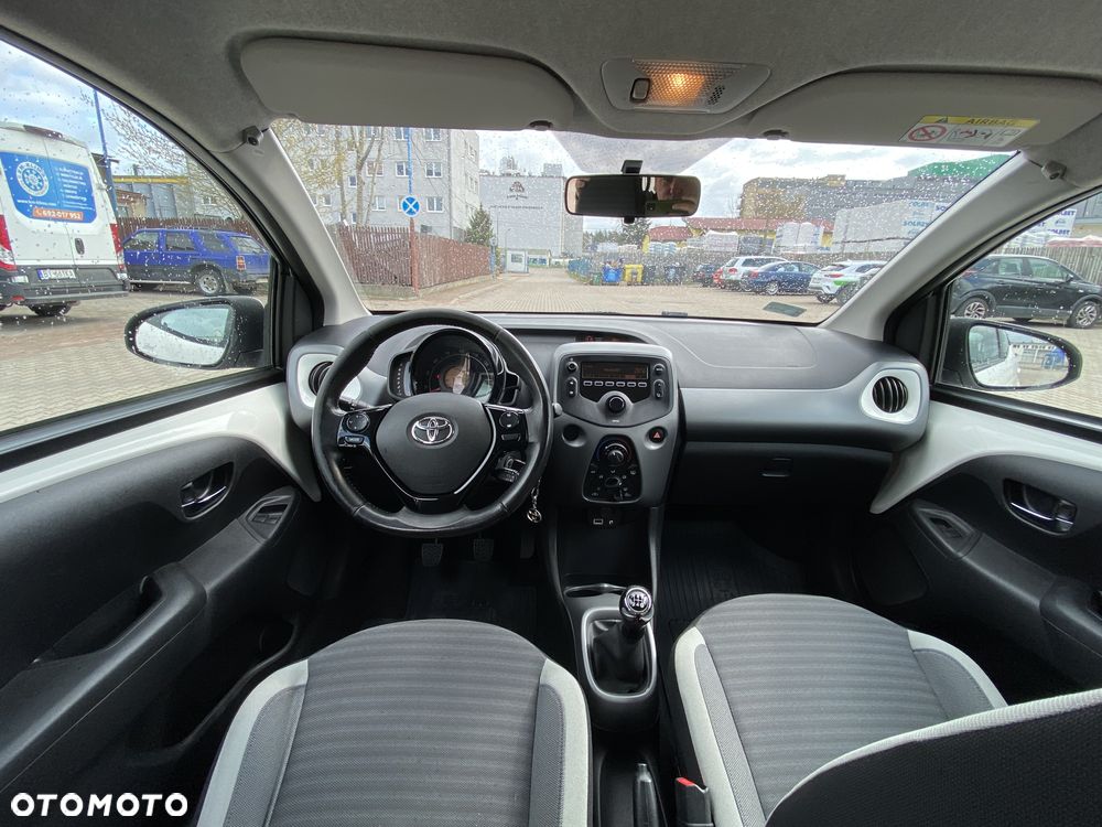 Toyota Aygo 1.0 VVT-i Color Edition - 19