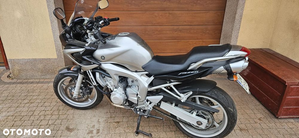 Yamaha FZ6 - 3