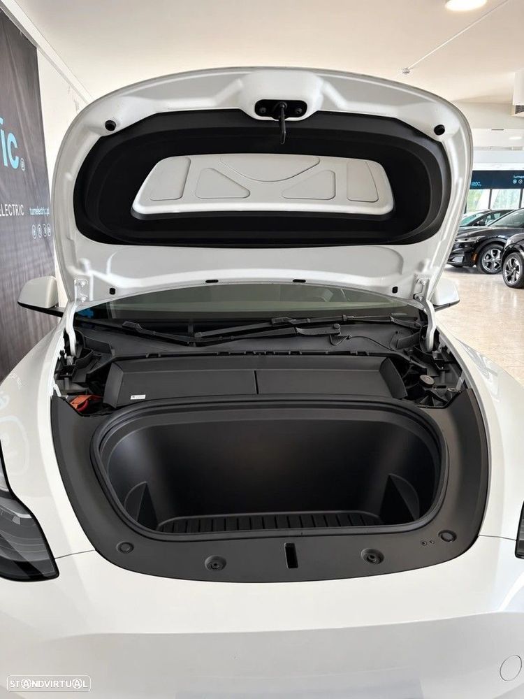 Tesla Model Y Tração Traseira - 13
