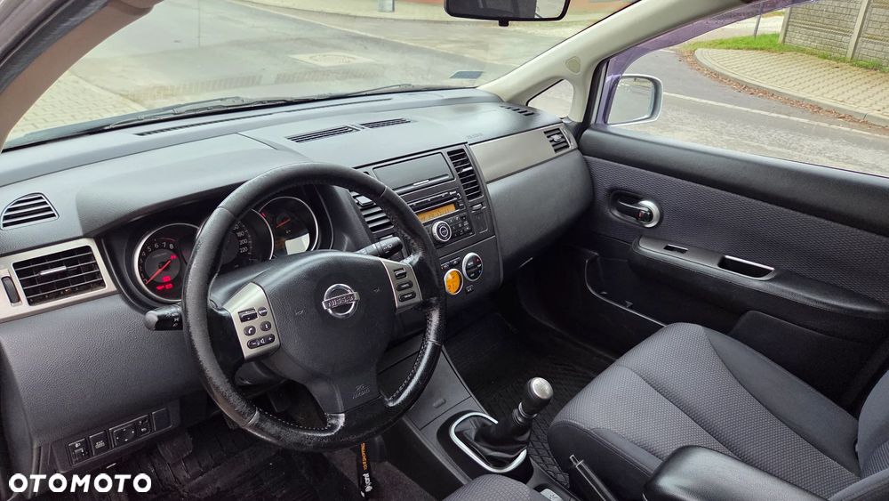 Nissan Tiida 1.8 acenta - 23