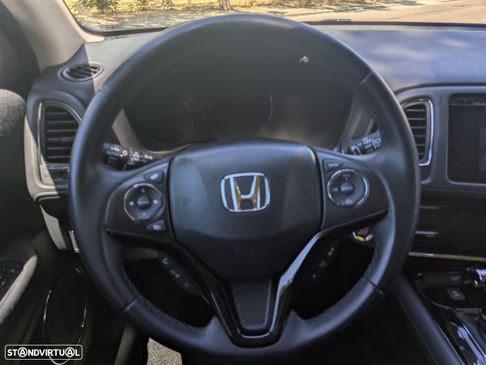 Honda HR-V 1.5 i-VTEC Executive CVT - 12