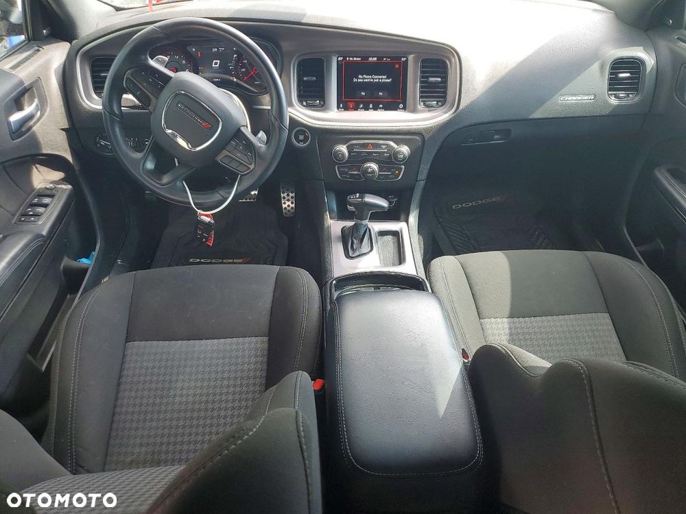 Dodge Charger - 7
