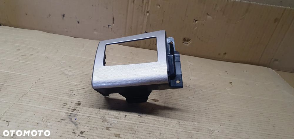 Listwa dekor osłona ramka konsoli Jaguar XF X250 8X23-046A62-AB 8X23-043C27-AE - 2