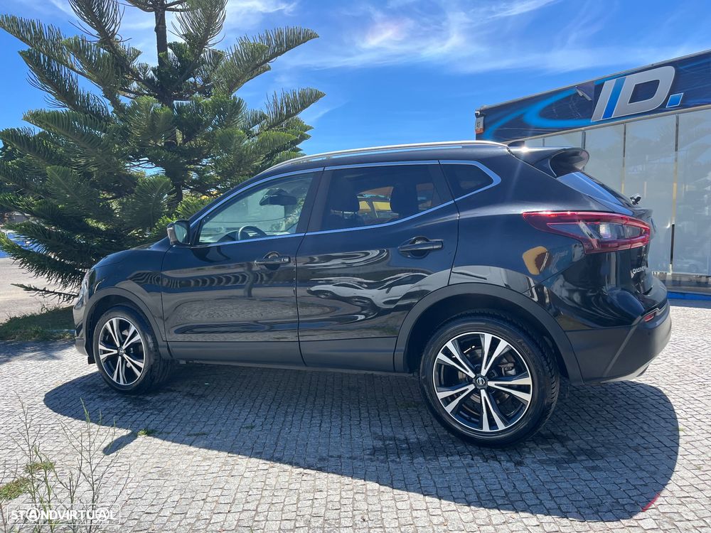 Nissan Qashqai 1.3 DIG-T N-Connecta J18 - 19