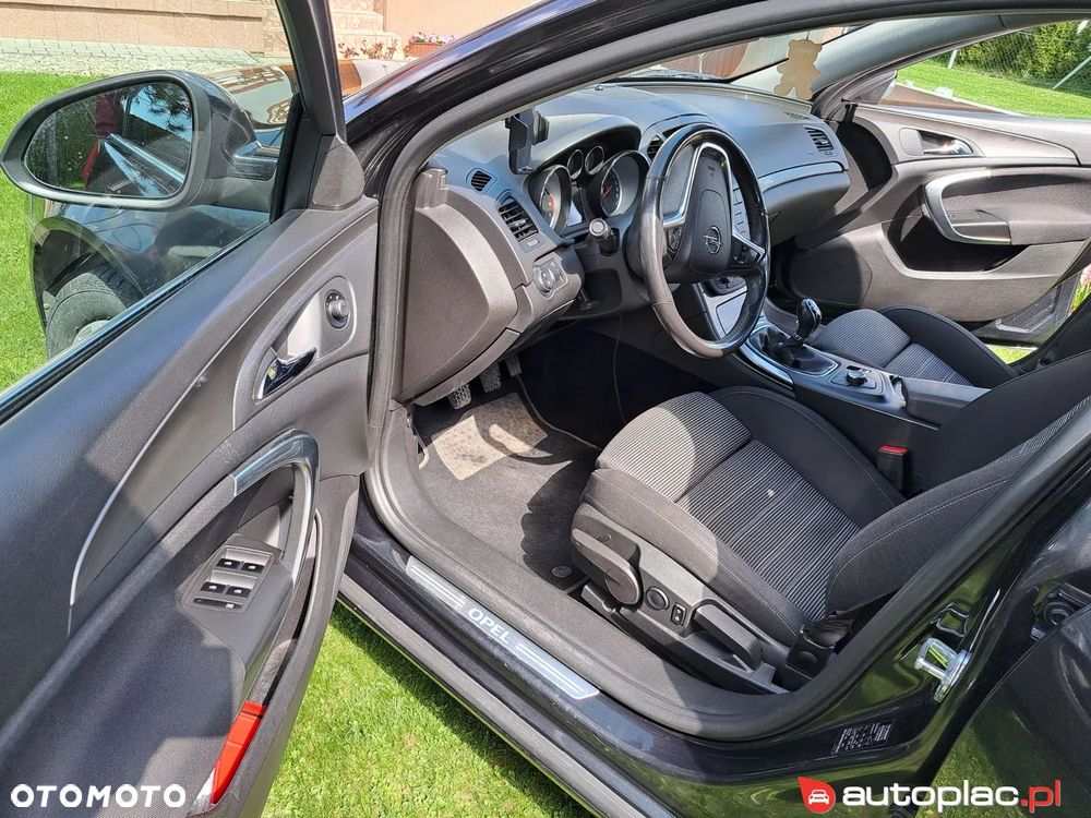 Opel Insignia - 13