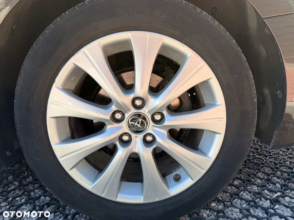 Toyota Camry 2.5 Hybrid Comfort CVT - 17