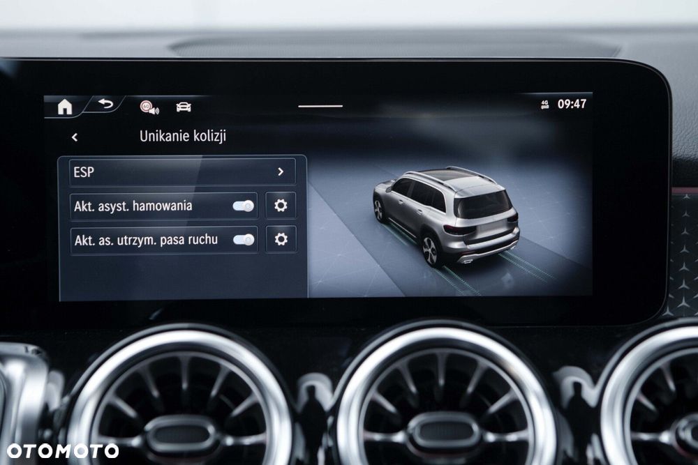 Mercedes-Benz GLB 200 d 4-Matic AMG Line 8G-DCT - 33