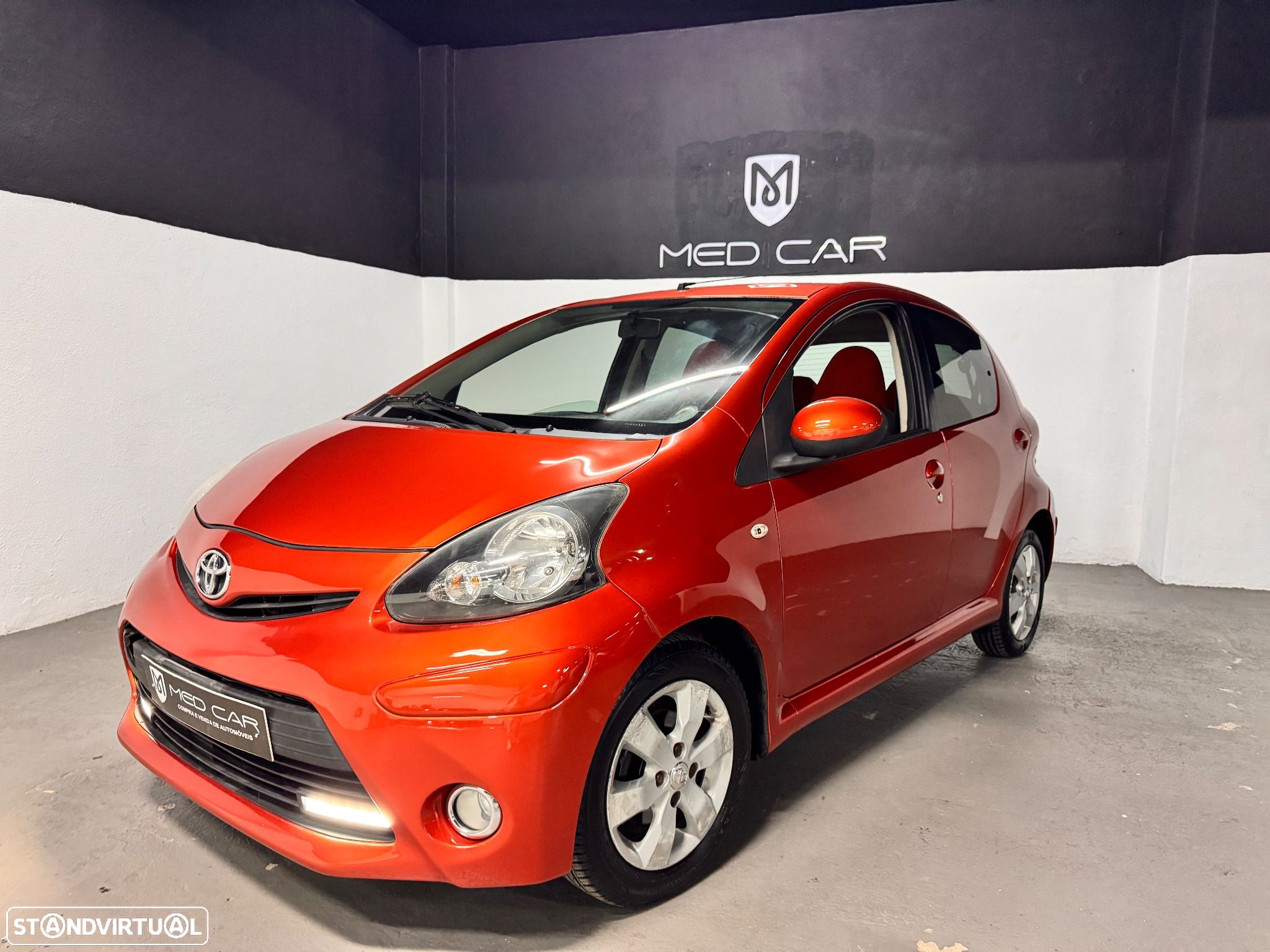 Toyota Aygo 1.0 Style Pack+VSC MM - 1