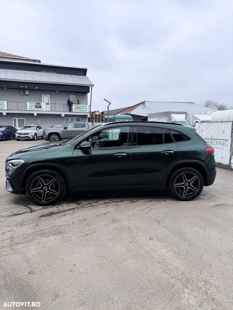 Mercedes-Benz GLA - 7