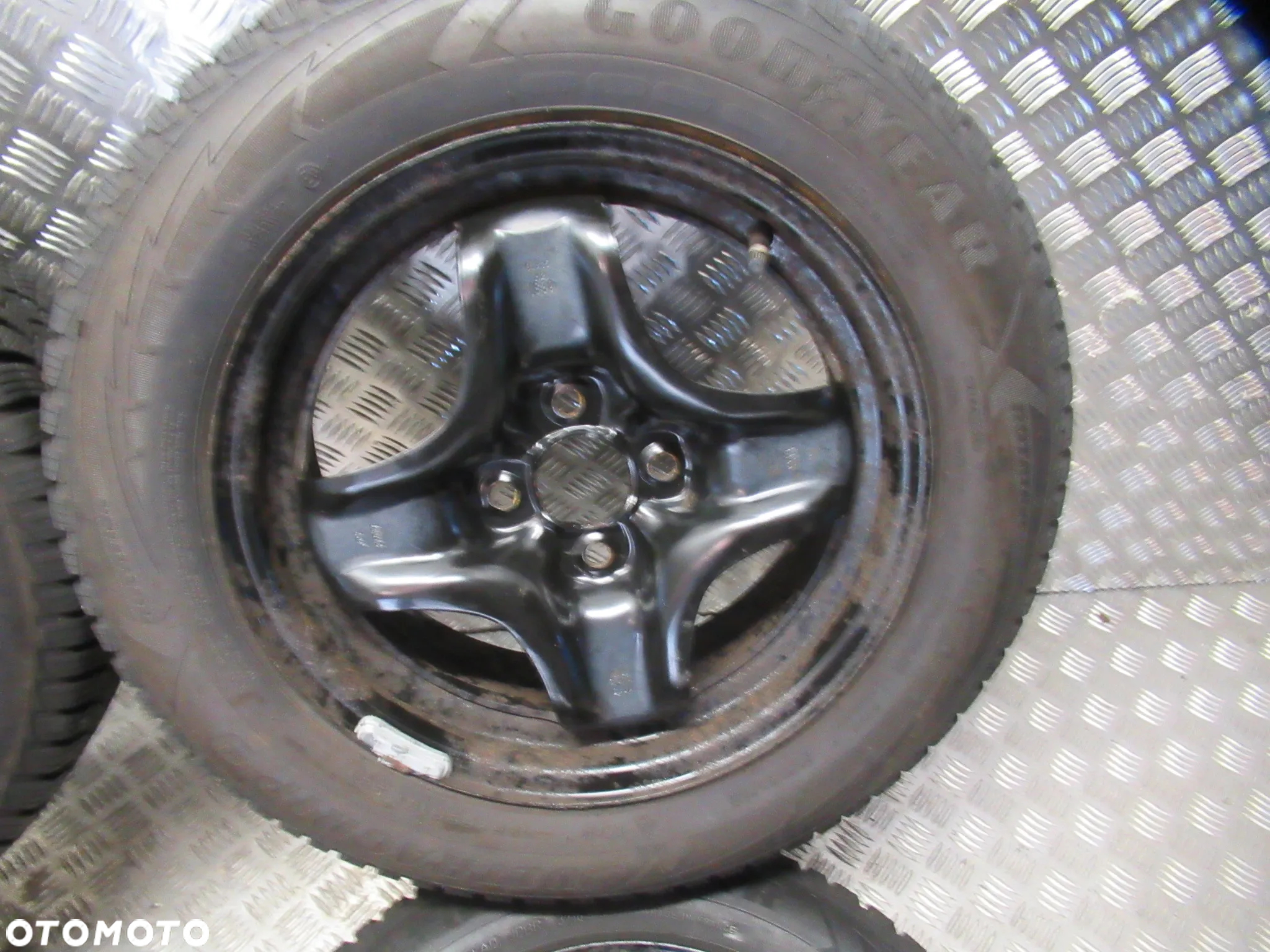 Koła Opel Corsa D E Adam Meriva 6Jx15 et39 4x100 zima 7,5mm CZUJNIKI - 18