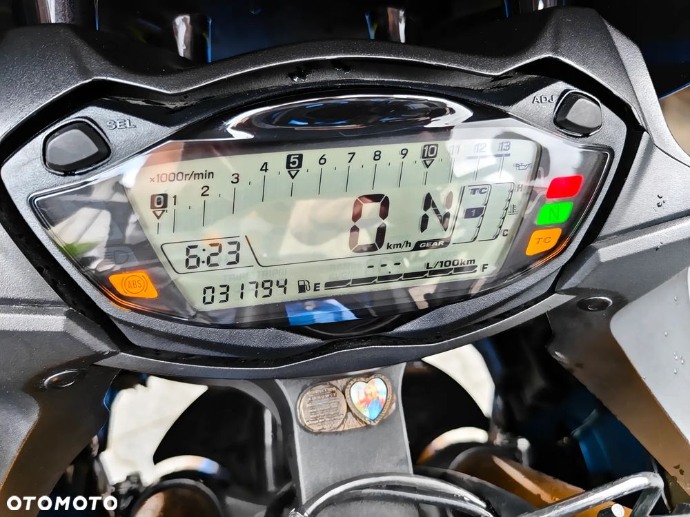 Suzuki GSX - 8