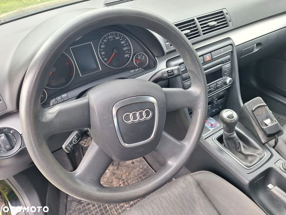 Audi A4 Avant - 6