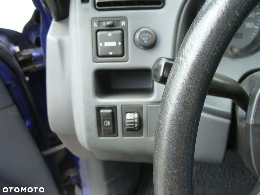 Toyota RAV4 2.0 Special - 9