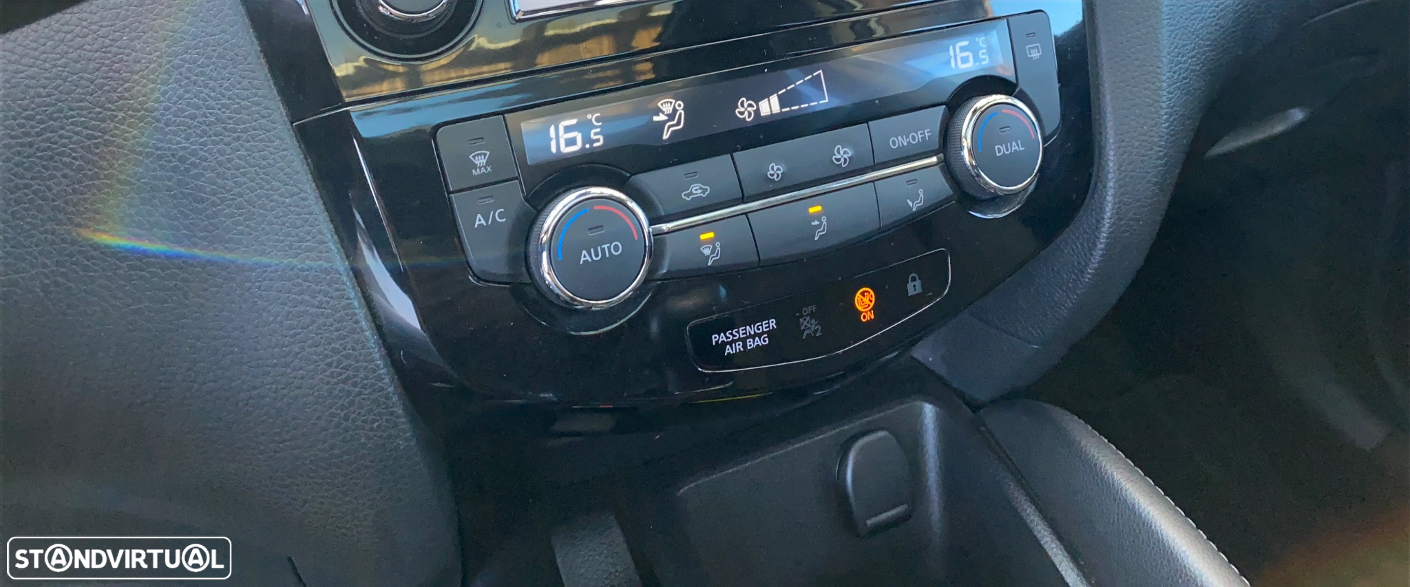 Nissan Qashqai 1.5 dCi N-Connecta - 24
