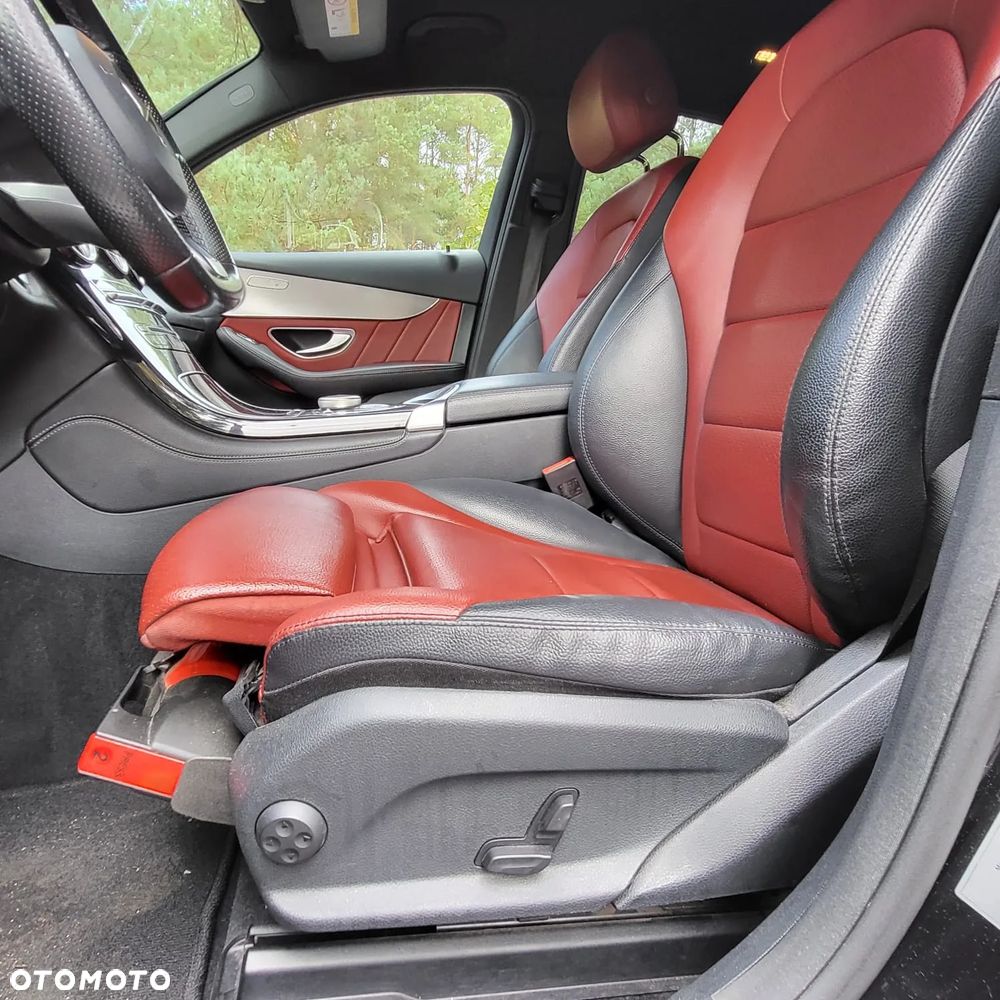 Mercedes-Benz GLC 220 d 4Matic 9G-TRONIC AMG Line - 4