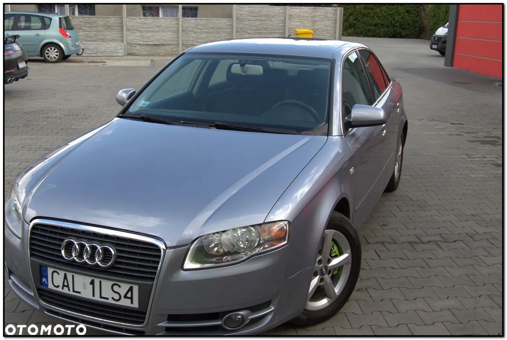 Audi A4 Limousine - 5