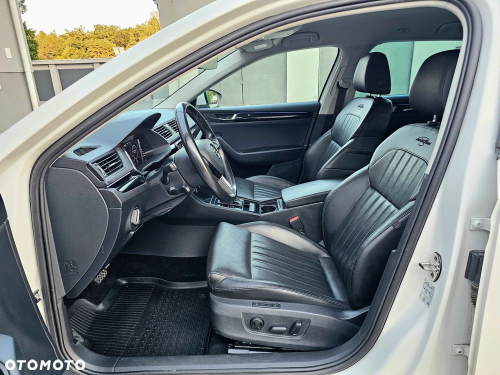 Skoda Superb 2.0 TDI 4x4 DSG L&K - 23