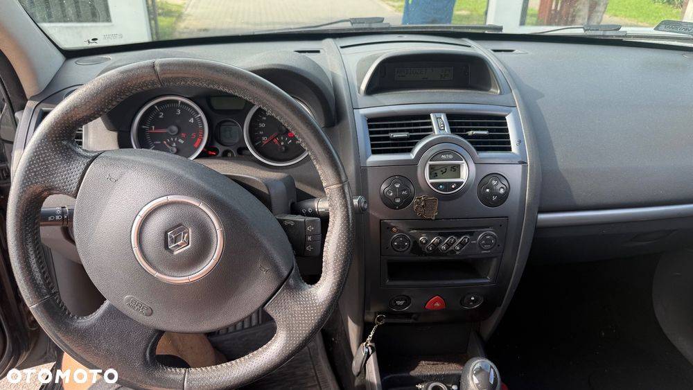 Renault Megane 1.5 dCi SL Alize - 8