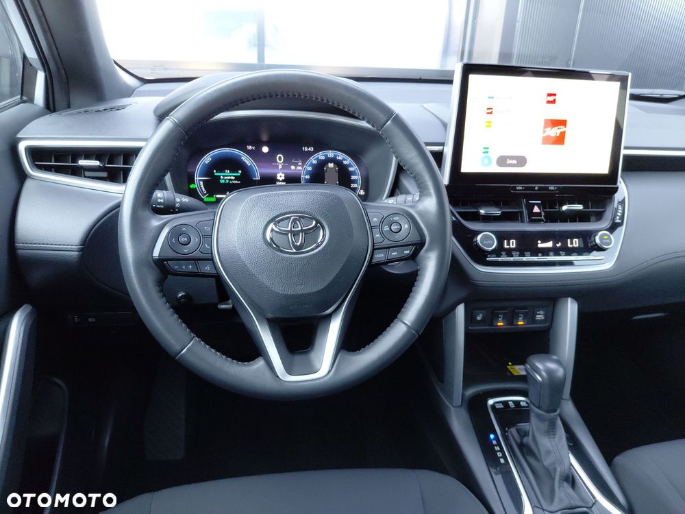 Toyota Corolla Cross - 12